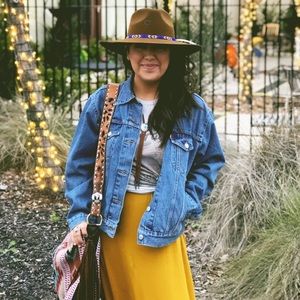 Meet your Posher, Jasmine